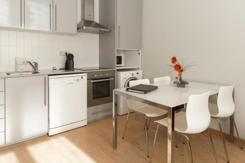 Apartamentos Amister Barcelona Exterior foto