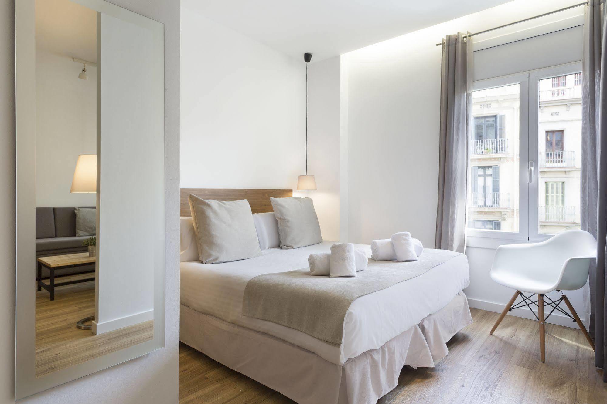 Apartamentos Amister Barcelona Exterior foto
